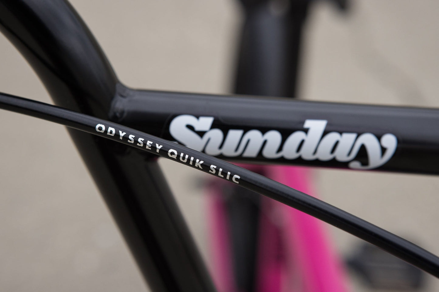 SUNDAY - 2025 PRIMER 20.5" SURF PINK