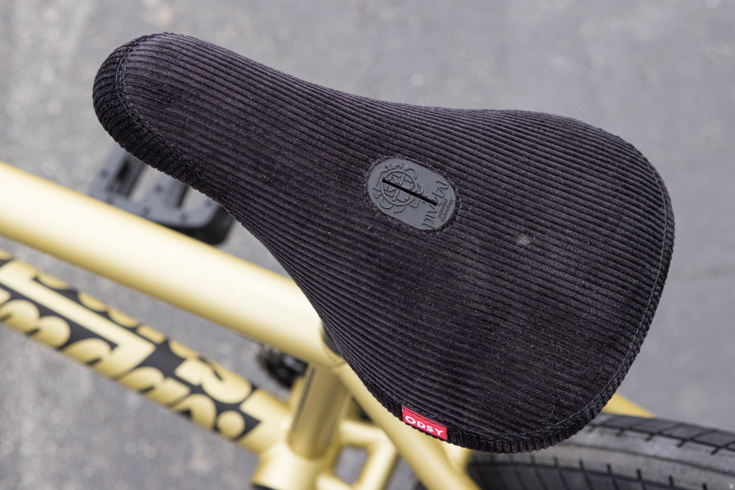 SUNDAY - 2025 FORECASTER BMX "BROC RAIFORD" 21" METALLIC GOLD