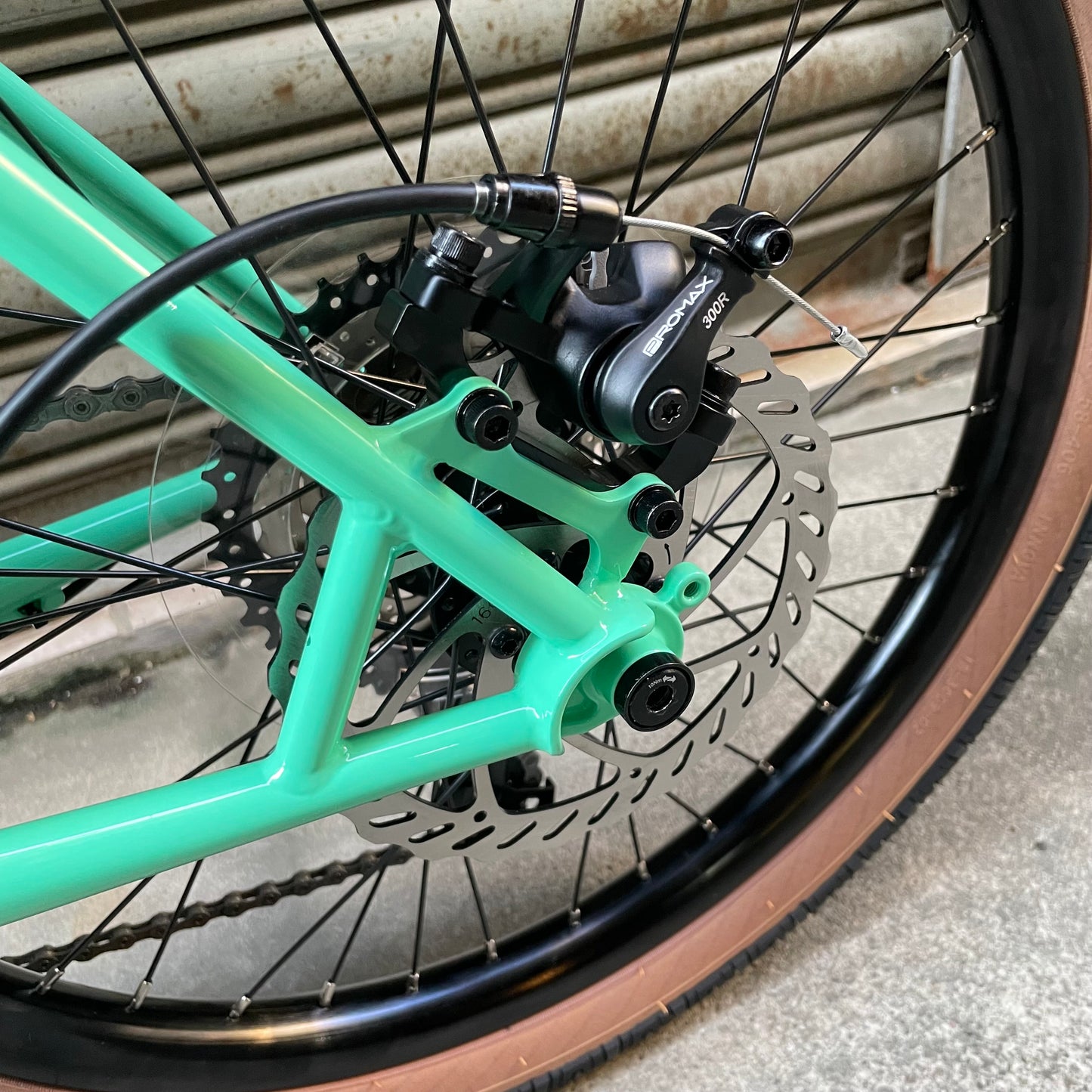 KYOOT - ROLLY POLLY COMPLETE BIKE ICE MATCHA