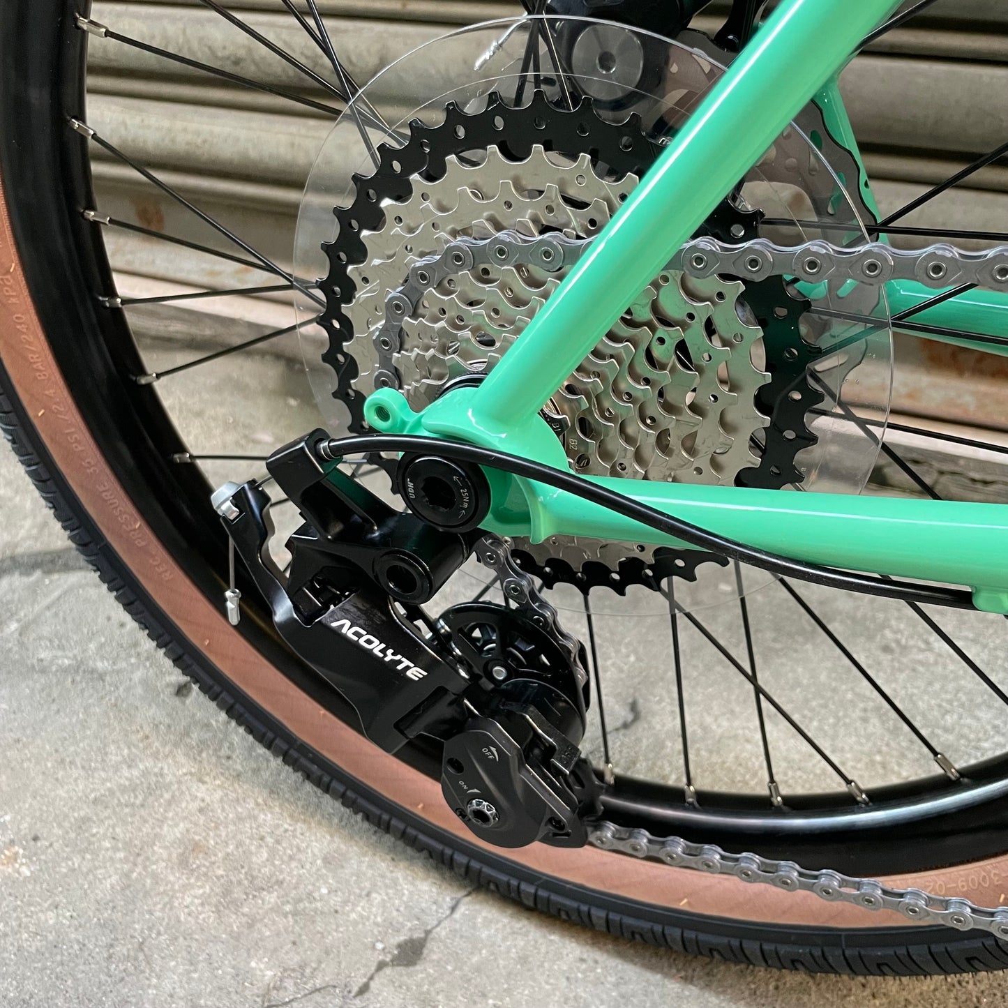 KYOOT - ROLLY POLLY COMPLETE BIKE ICE MATCHA