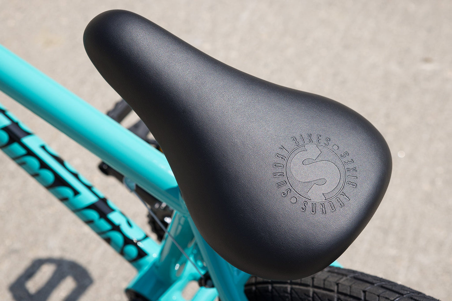 SUNDAY - 2025 PRIMER 16" GLOSS TURQUOISE