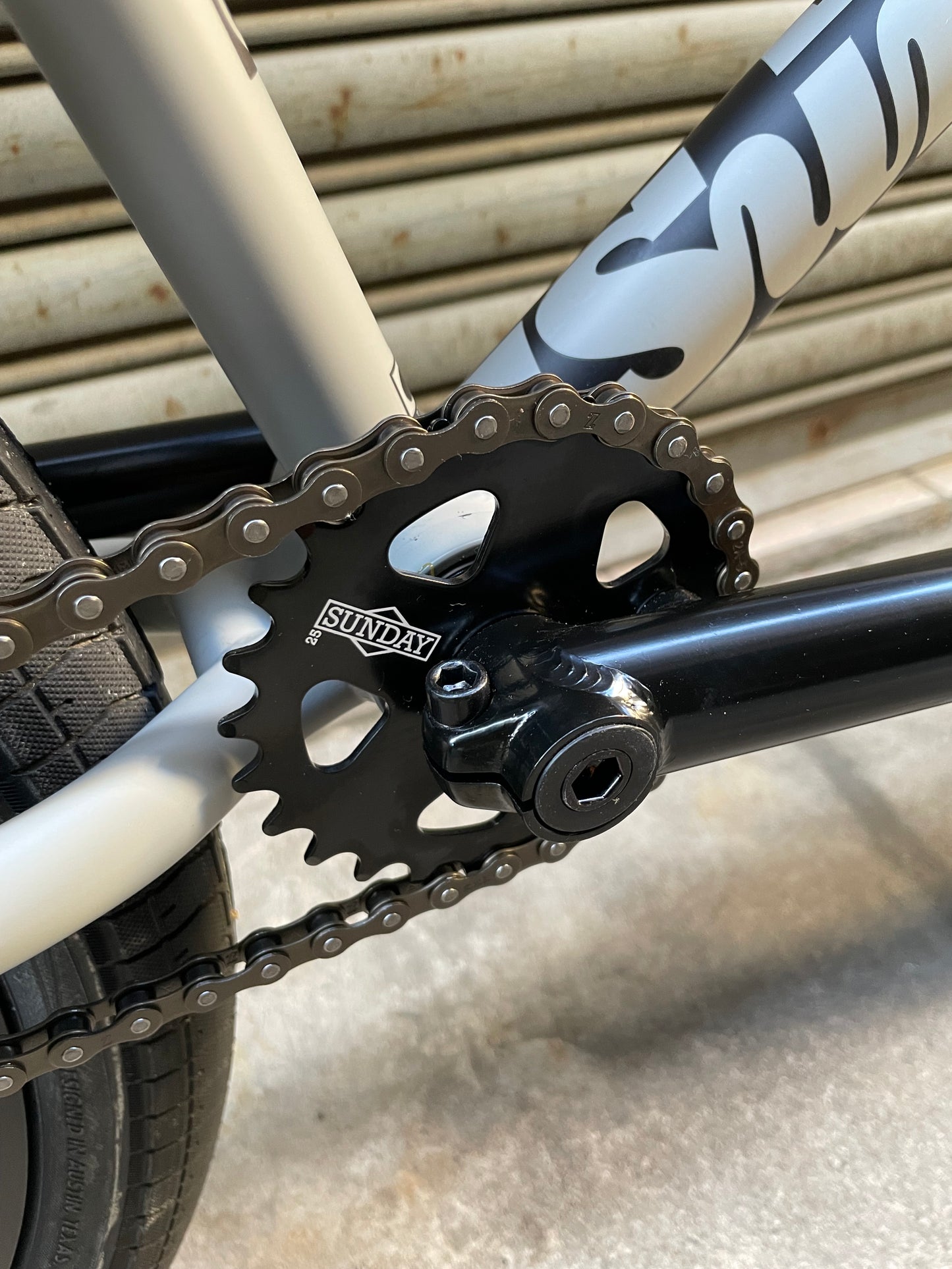 SUNDAY - 2025 MODEL C 24" BMX MATTE BATTLESHIP