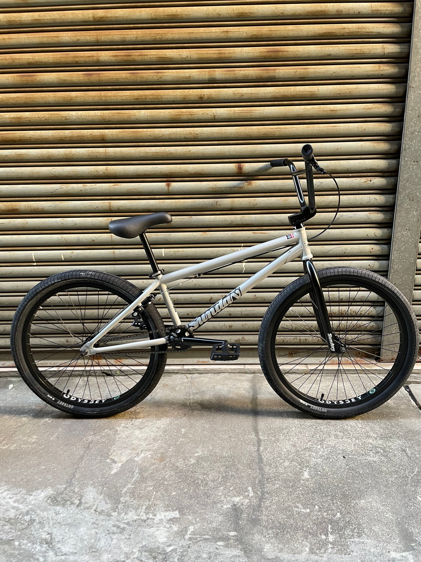 SUNDAY - 2025 MODEL C 24" BMX MATTE BATTLESHIP