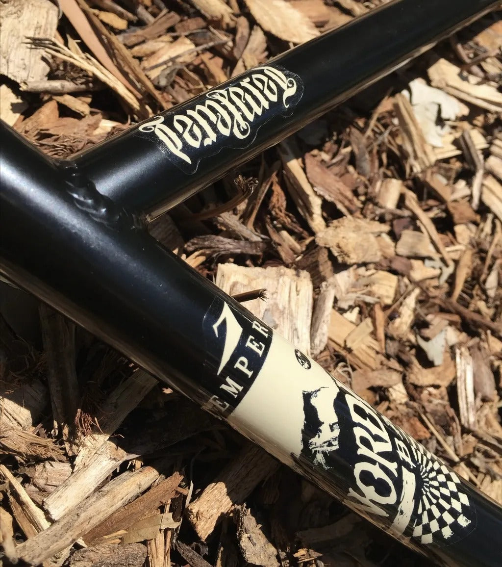 TEMPERED - NORDIC BARS 9.66" BLACK/ CHROME