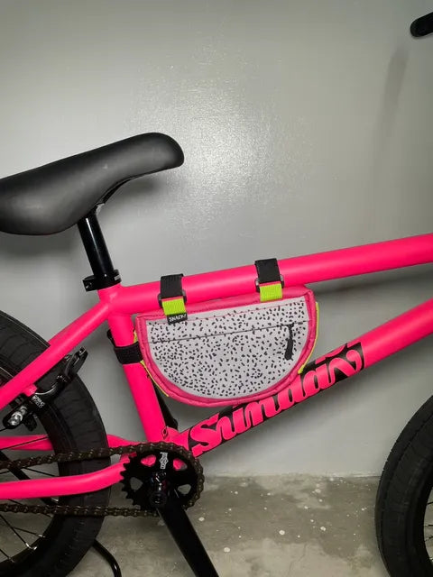 SNACK! - DRAGON FRUIT FRAME BAG