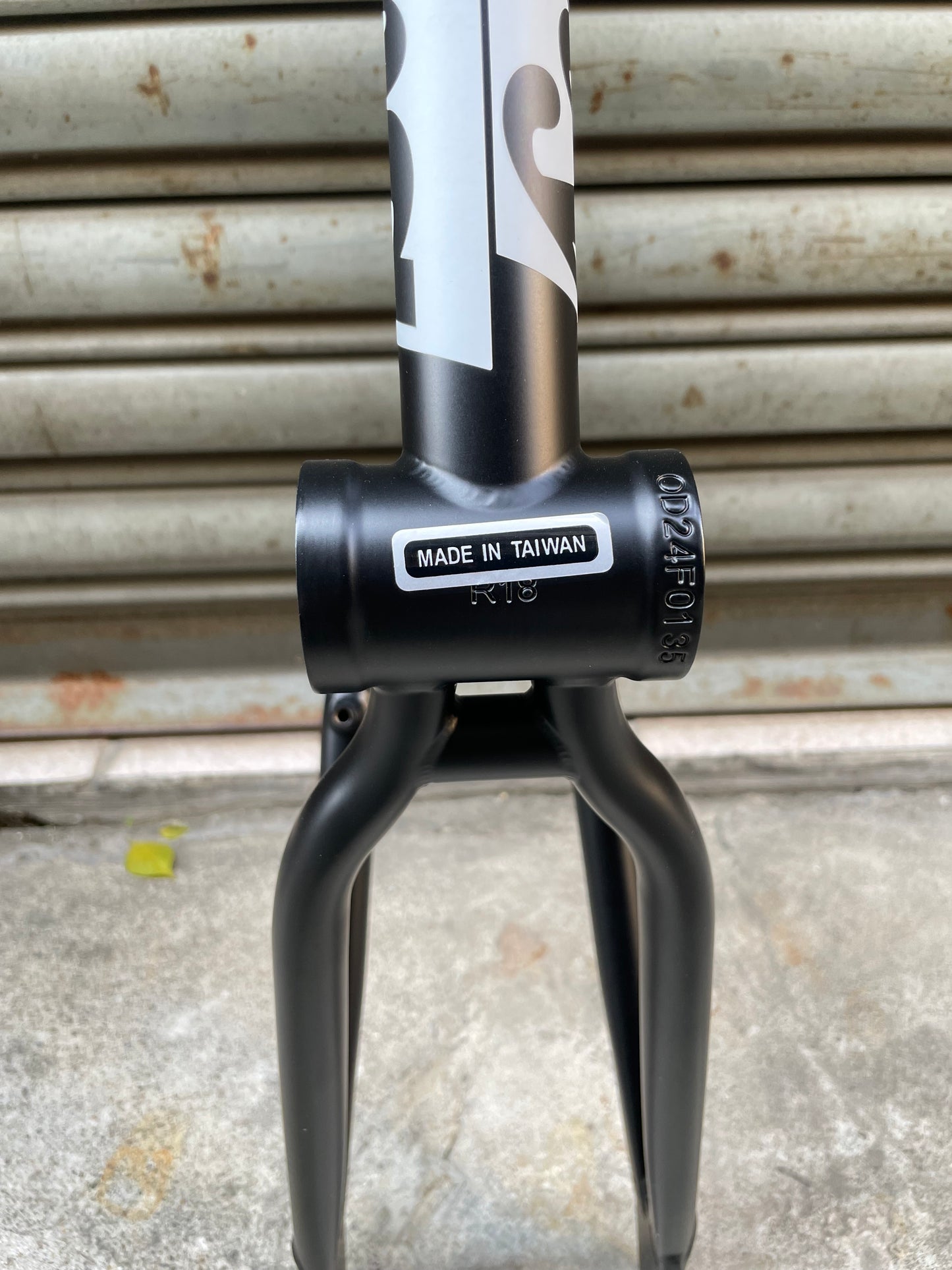 SUNDAY - RANGER 18" BLACK