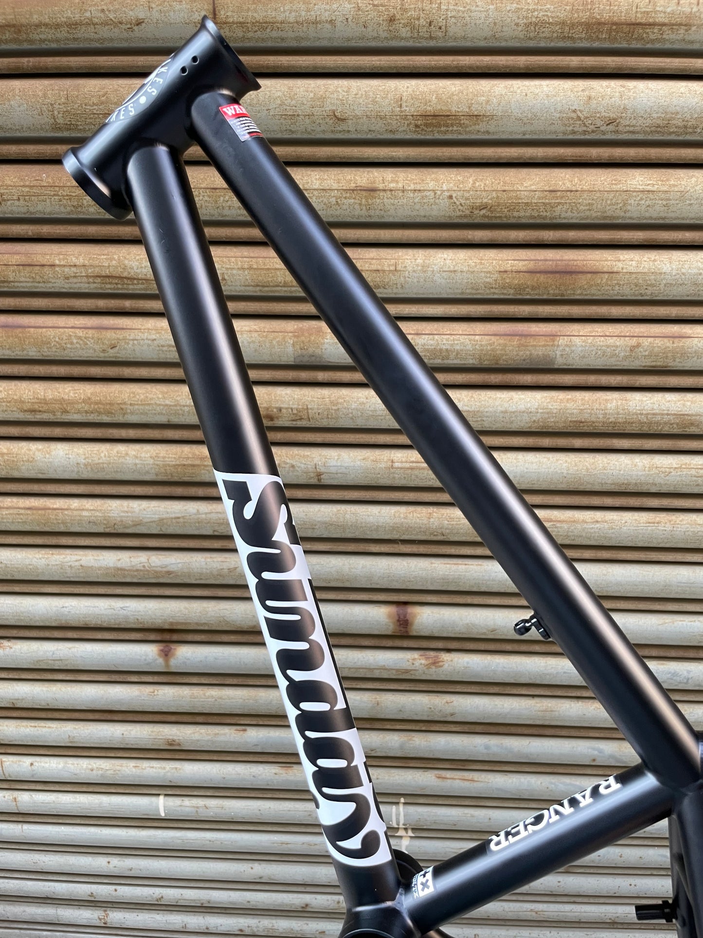 SUNDAY - RANGER 18" BLACK