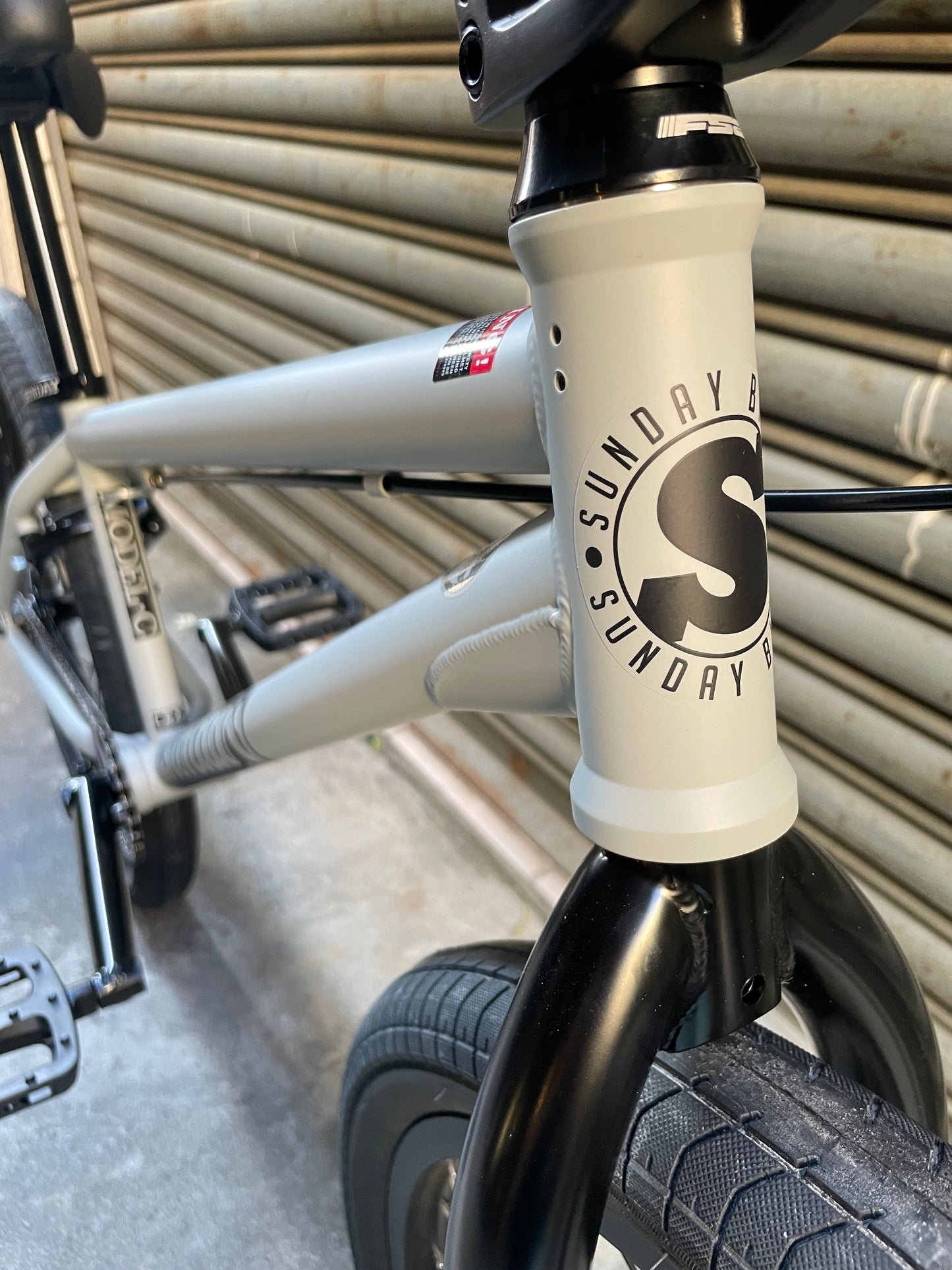 SUNDAY - 2025 MODEL C 24" BMX MATTE BATTLESHIP