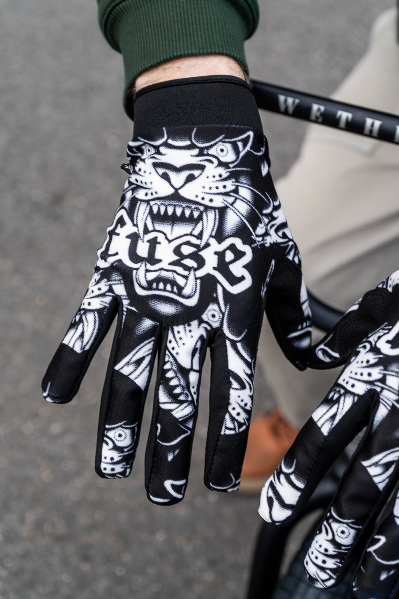 FUSE - ALPHA JAGUAR GLOVES