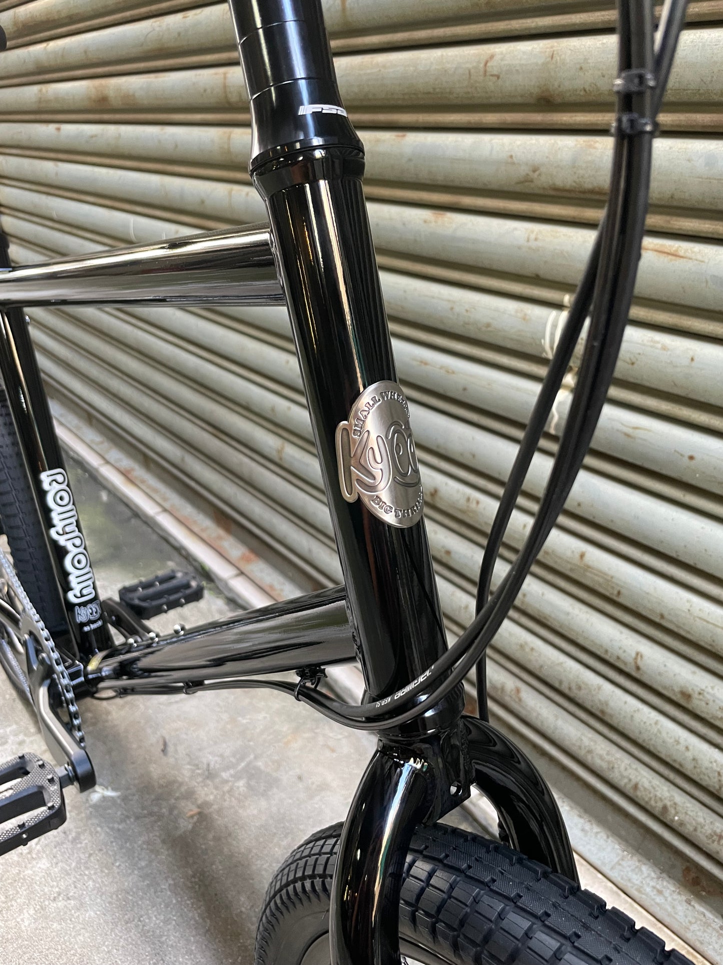 KYOOT - ROLLY POLLY COMPLETE BIKE GLOSS BLACK