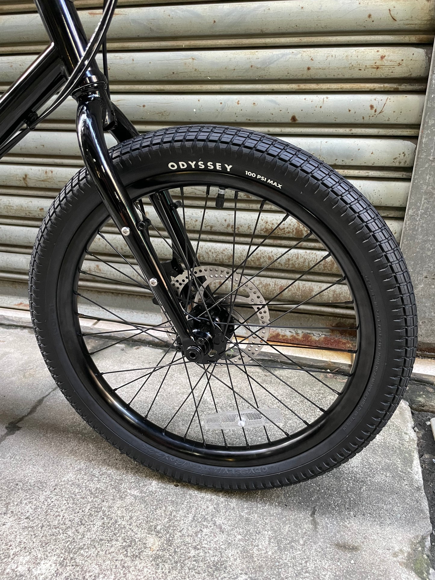 KYOOT - ROLLY POLLY COMPLETE BIKE GLOSS BLACK