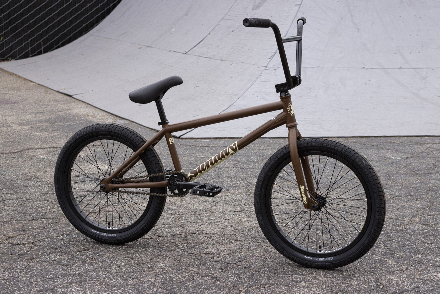 SUNDAY - 2025 EX 20.75" BMX MATTE BROWN JULIAN ARTEAGA 簽名款