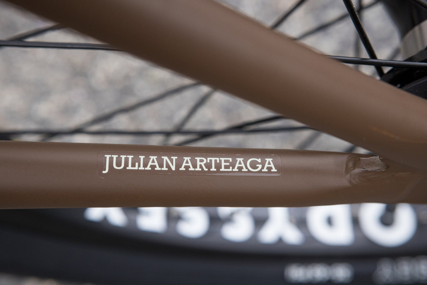 SUNDAY - 2025 EX 20.75" BMX MATTE BROWN JULIAN ARTEAGA 簽名款