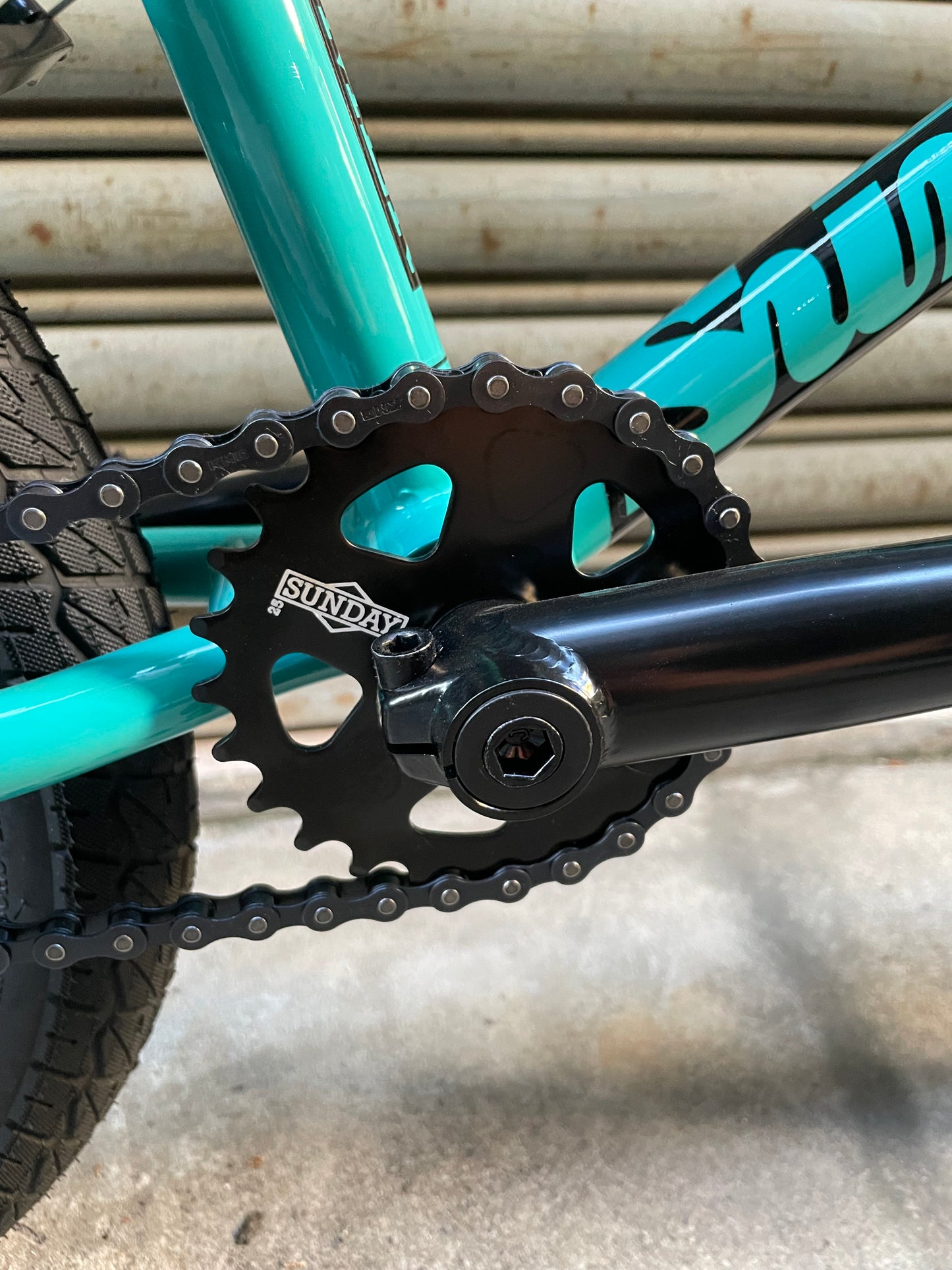 SUNDAY - 2025 PRIMER 16" GLOSS TURQUOISE