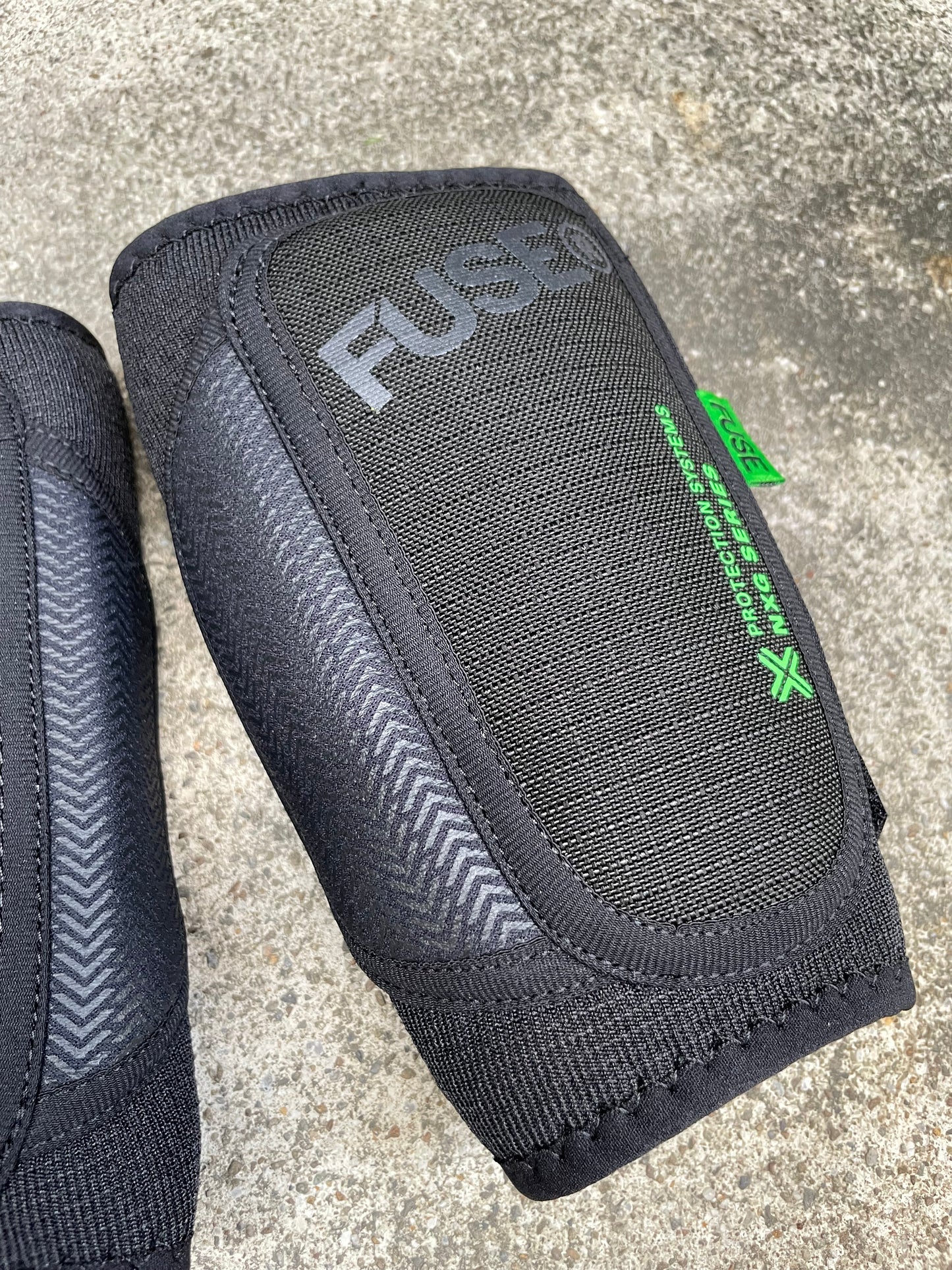 FUSE - ALPHA CLASSIC SHIN PAD Classic Shin Pad