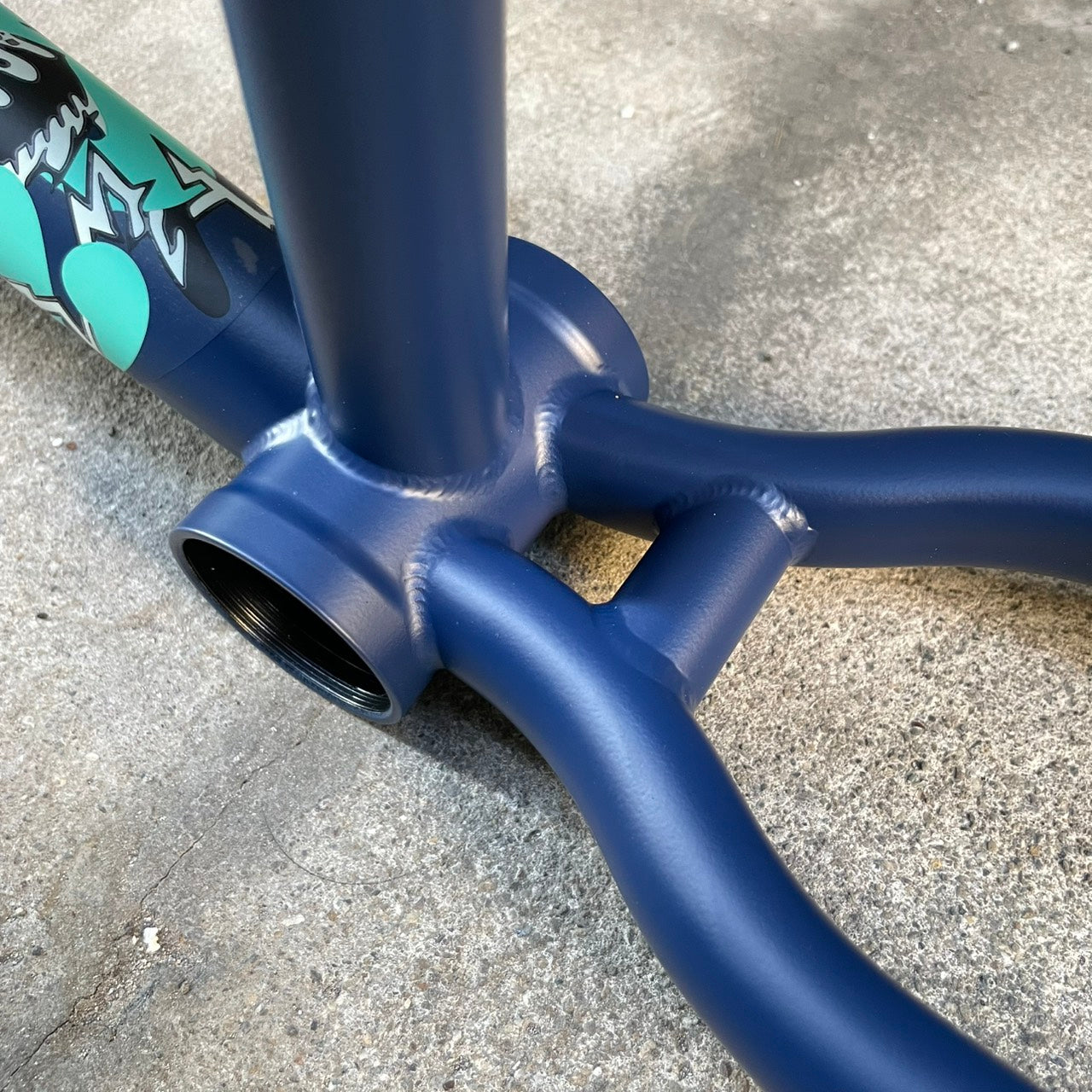 SUNDAY - DARKWAVE FRAME MIDNIGHT BLUE