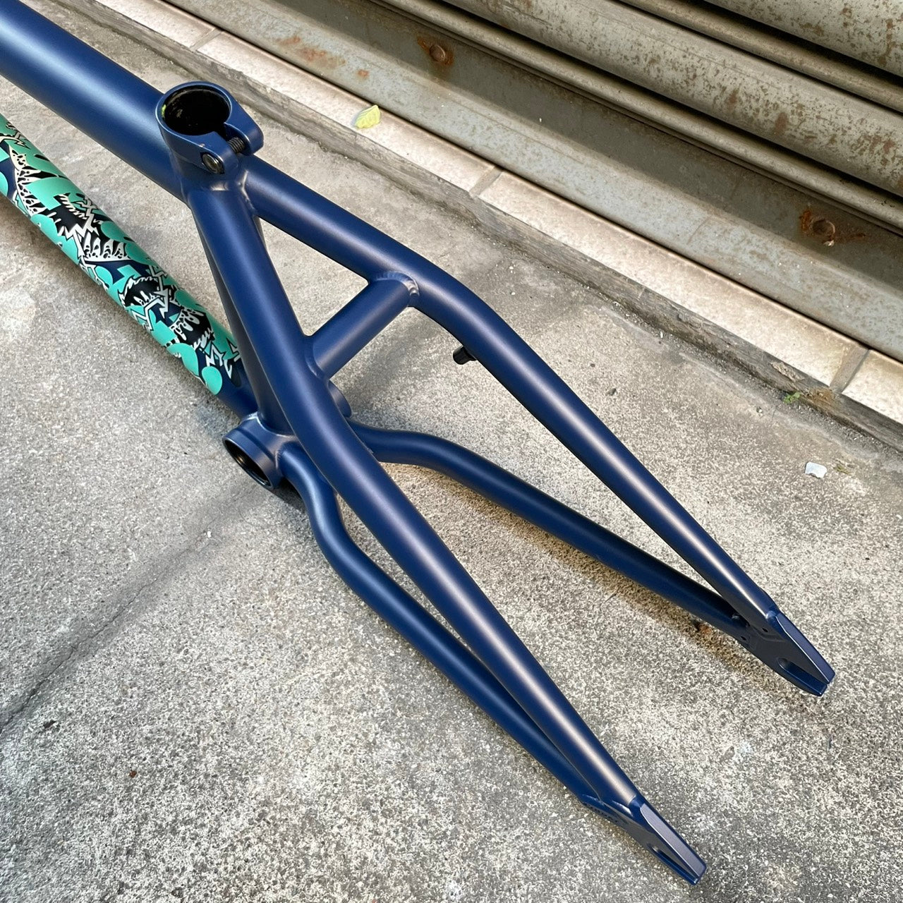 SUNDAY - DARKWAVE FRAME MIDNIGHT BLUE