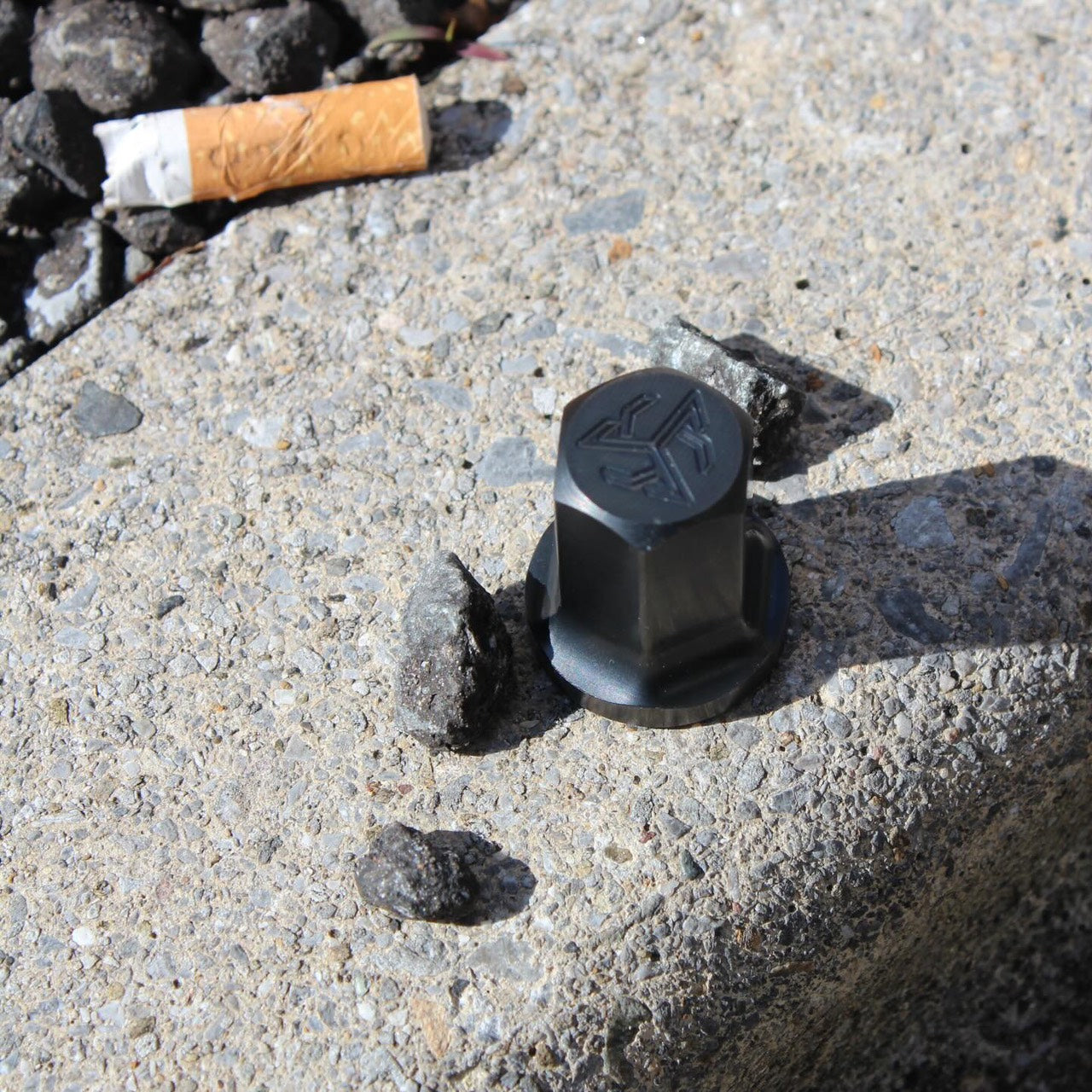 ALIVE INDUSTRY - CAP NUT