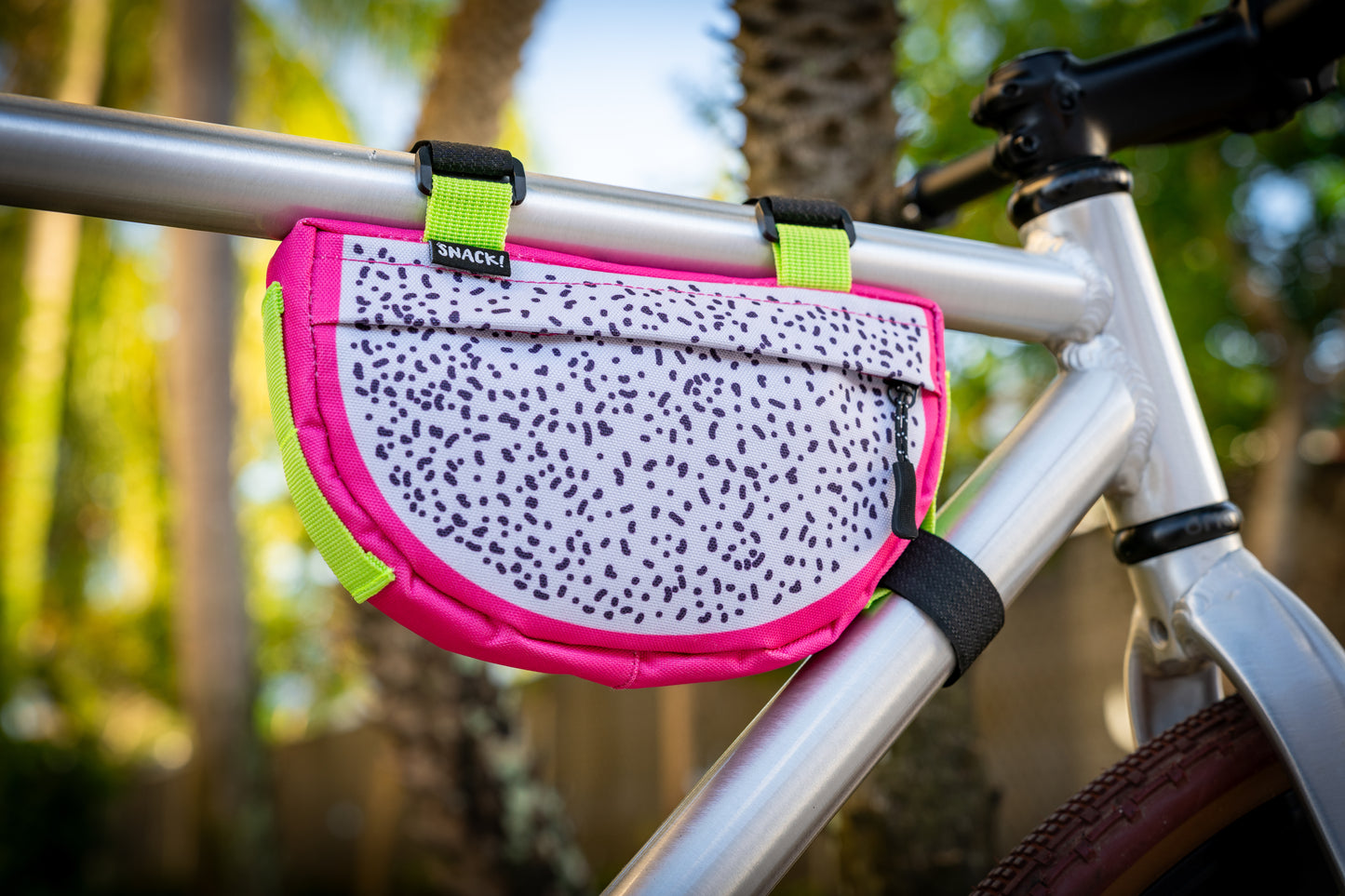 SNACK! - DRAGON FRUIT FRAME BAG