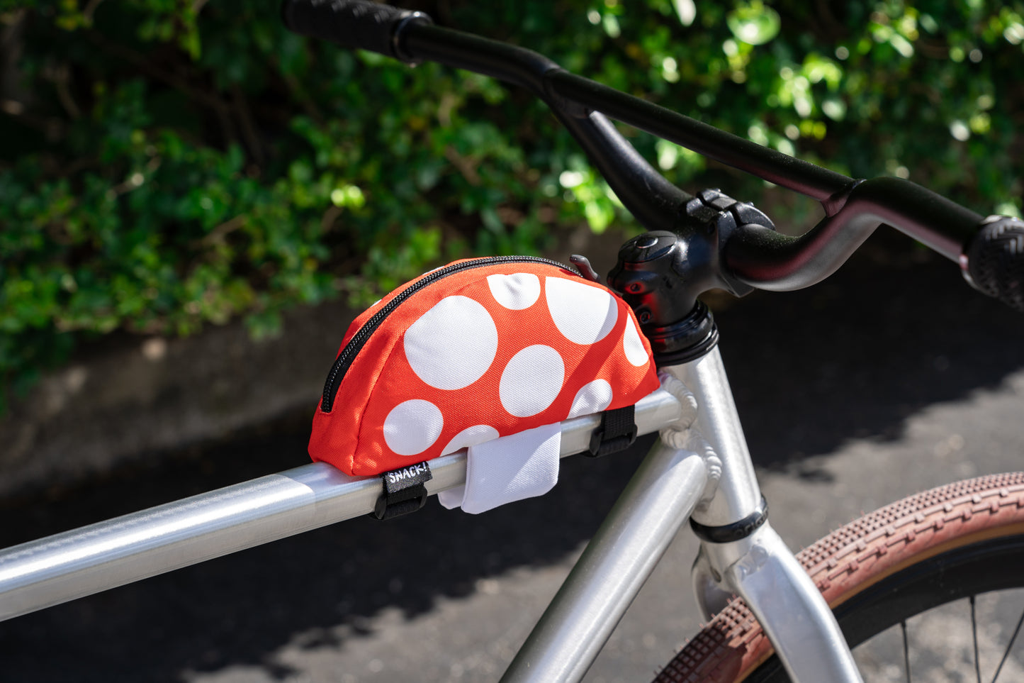 SNACK! - MUSHROOM FRAME BAG